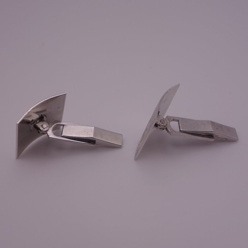 Silver Color Cuff Links with Pattern - Picture 9 of 14
